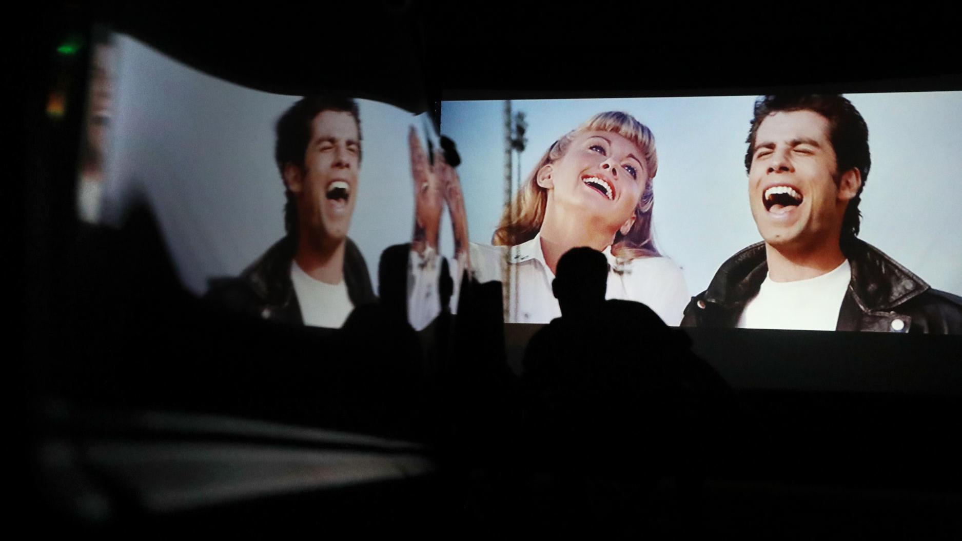 La pandemia conduce a ճܳó al auge de los autocinemas